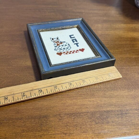 Framed Cross Stitch Cat with Ribbon Bow Needlepoint Handmade 6.5 x 5.5 - Picture 6 of 7